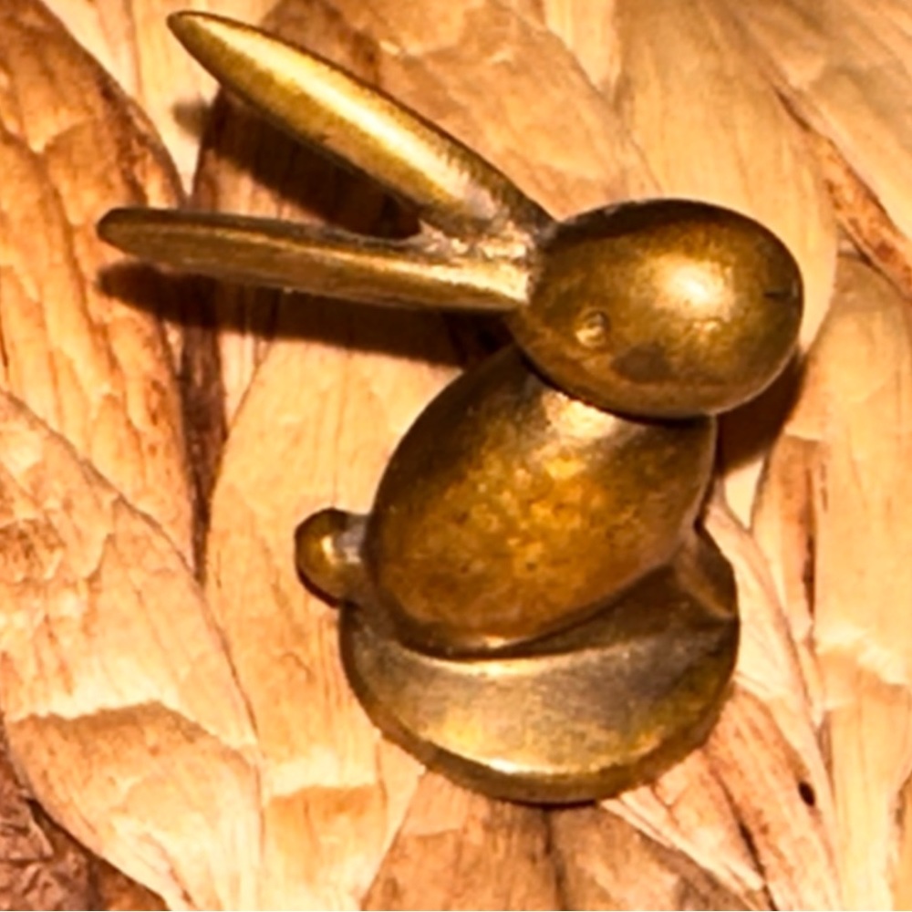 HAGENAUER BRONZE STANDING RABBIT